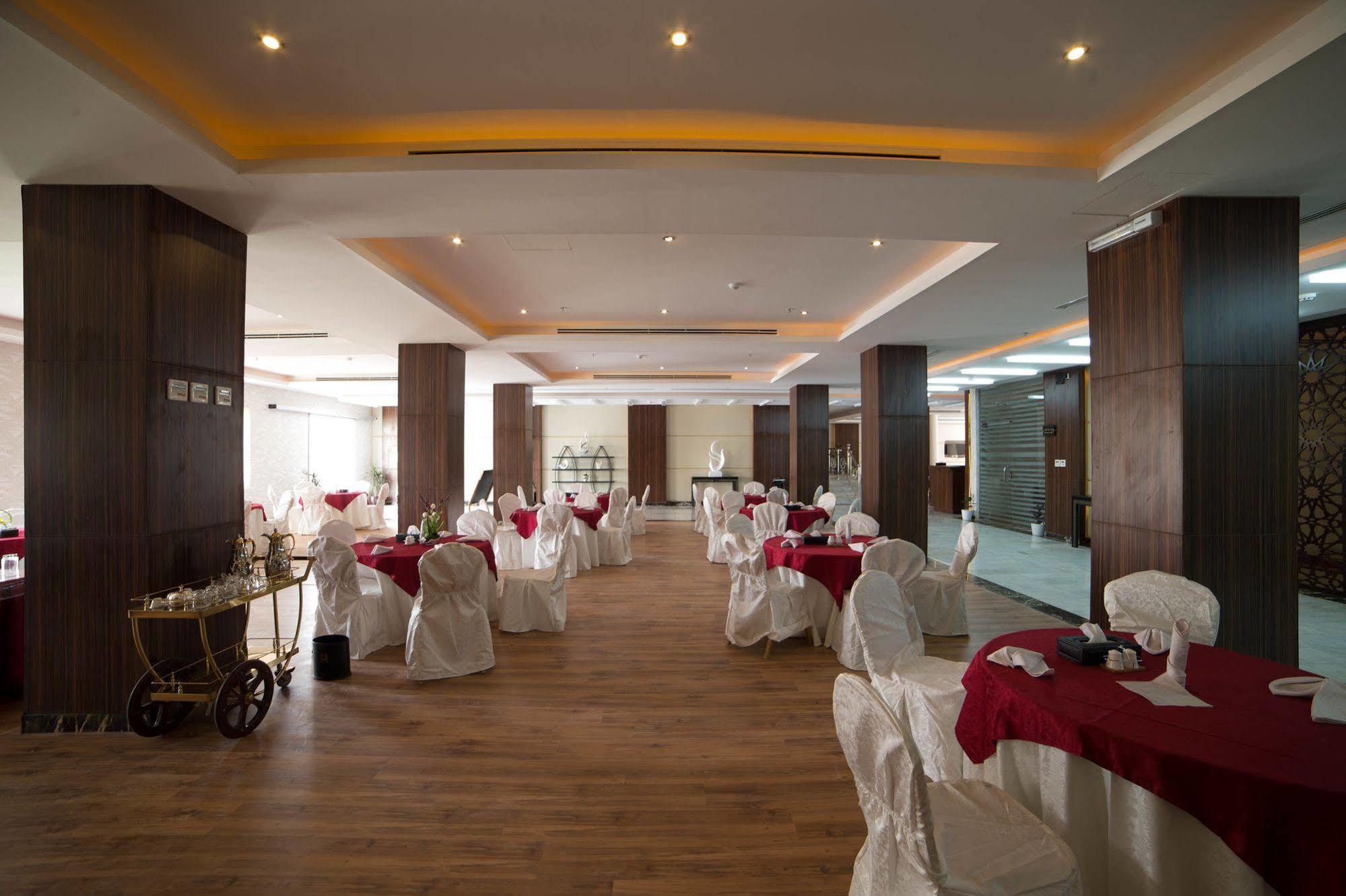 Raoum Inn Buraydah Exteriér fotografie