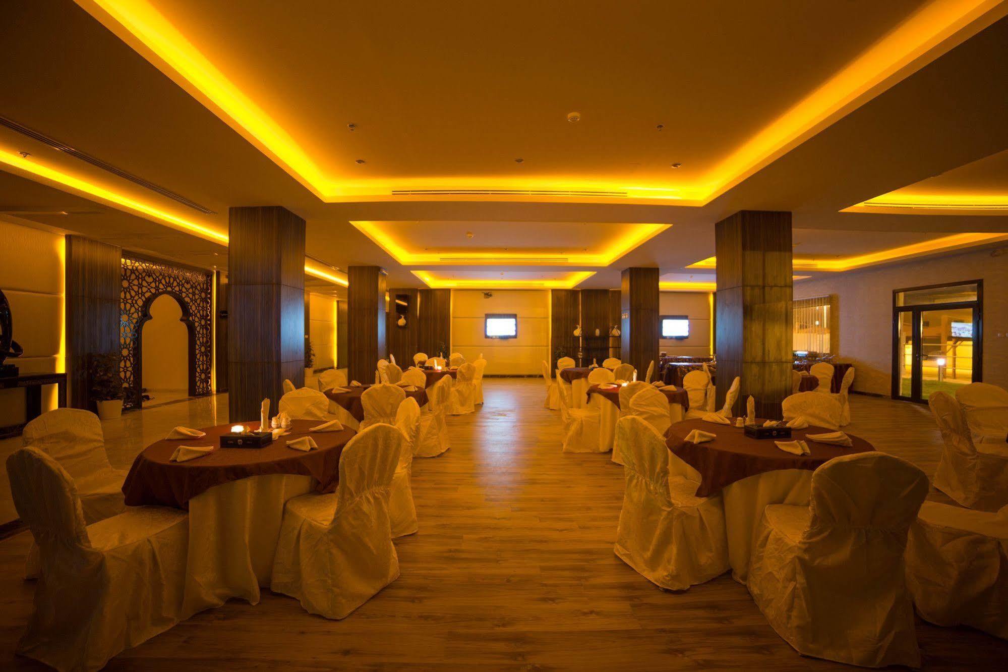 Raoum Inn Buraydah Exteriér fotografie